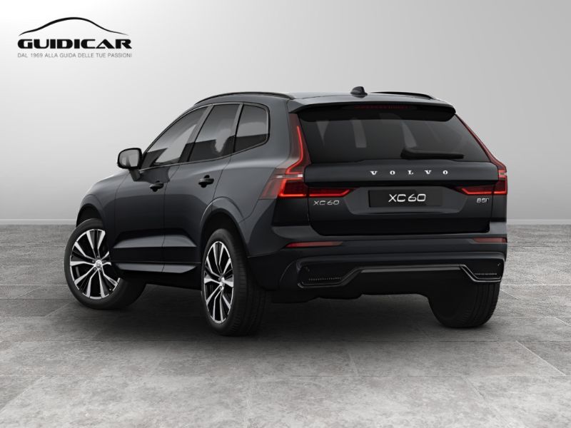 GuidiCar - VOLVO N.XC60 1 N.XC60 Plus Dark B5 AWD AUT Nuovo