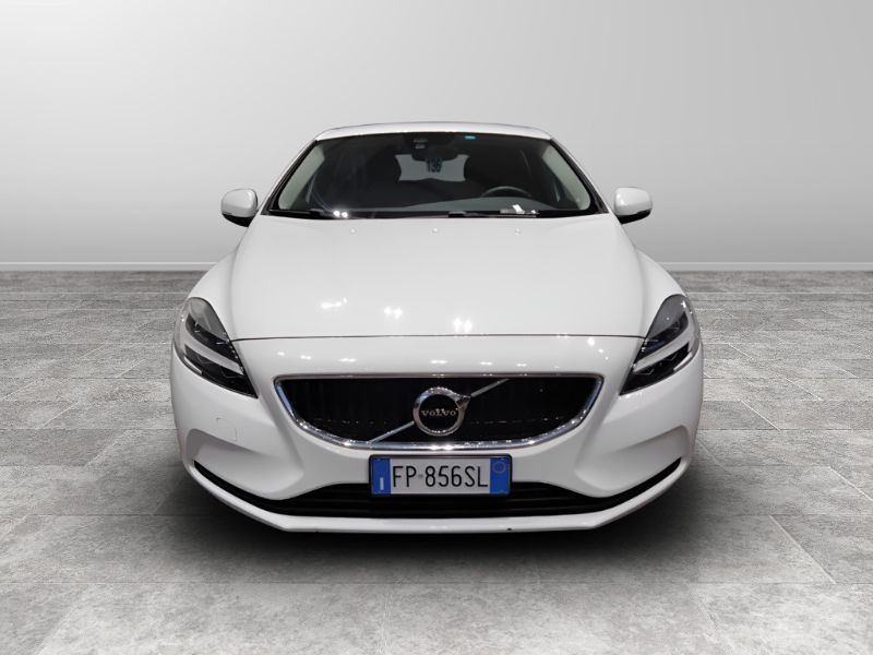 GuidiCar - VOLVO V40 II 2012 2018 V40 2.0 d2 my19 Usato