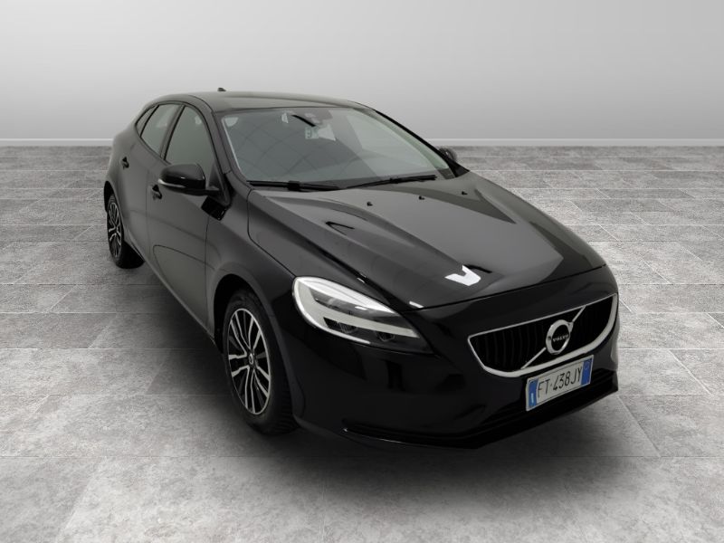 GuidiCar - VOLVO V40 2018 V40 2.0 d2 my19 Usato