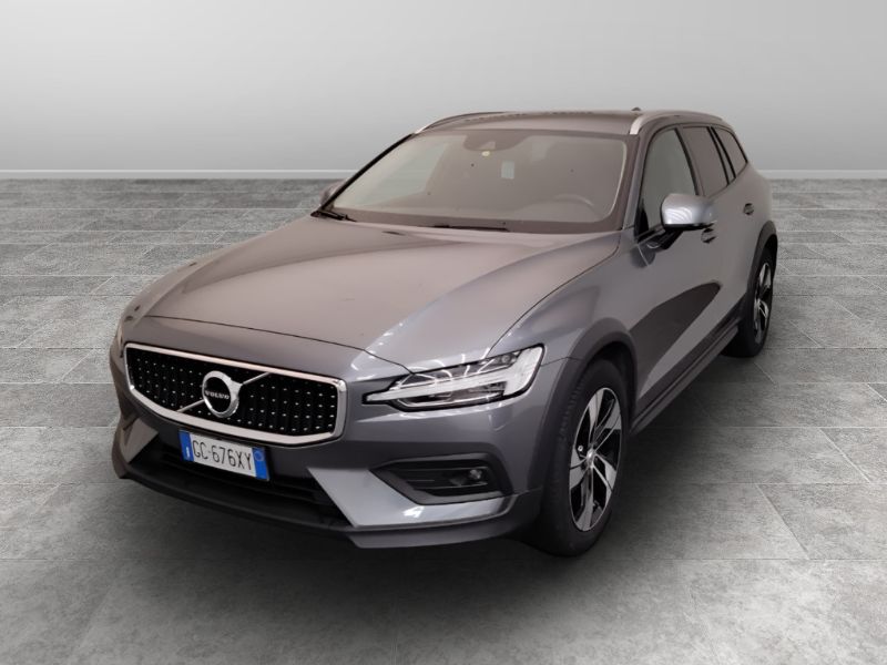 GuidiCar - VOLVO V60 2020 V60 Cross Country 2.0 B4 Business Pro awd auto Usato