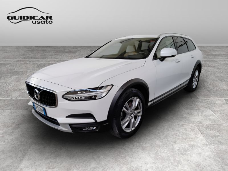 GuidiCar - VOLVO V90 2016 Cross Country 2019 V90 Cross Country 2.0 d4 awd geartronic my19 Usato