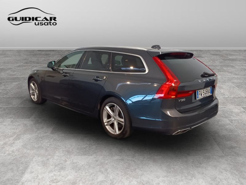 GuidiCar - VOLVO V90 2019 V90 2.0 d5 Momentum awd geartronic my20 Usato