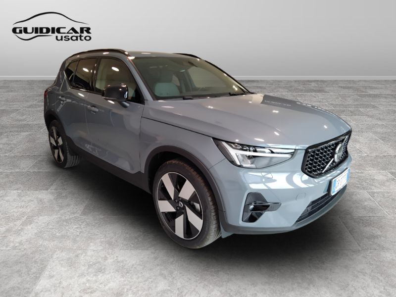 GuidiCar - VOLVO XC40 2023 XC40 1.5 t4 recharge phev Plus Dark auto Aziendale