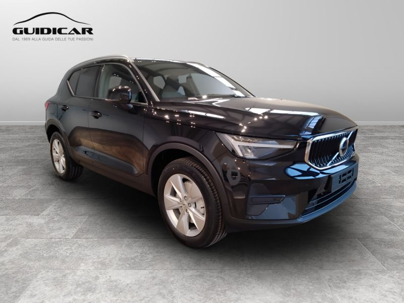 GuidiCar - VOLVO XC40 1 XC40 2.0 b3 Core auto Nuovo