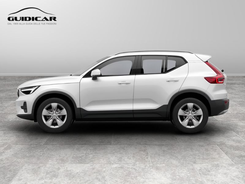 GuidiCar - VOLVO XC40 1 XC40 2.0 b3 Core auto Nuovo