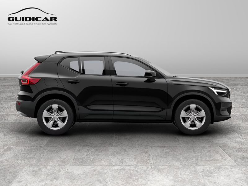 GuidiCar - VOLVO XC40 1 XC40 2.0 b3 Core auto Nuovo