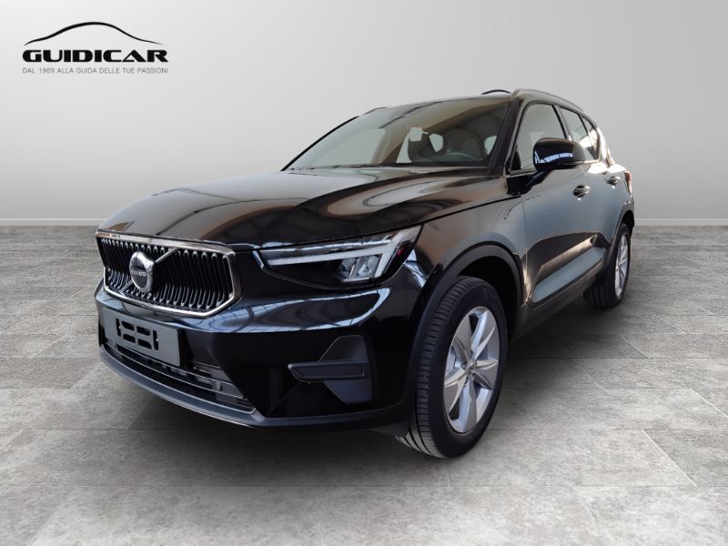 GuidiCar - VOLVO XC40 1 XC40 2.0 b3 Core auto Nuovo