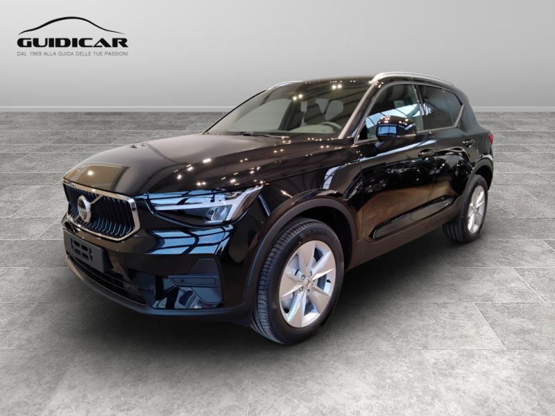 GuidiCar - VOLVO XC40 1 XC40 2.0 b3 Core auto Nuovo