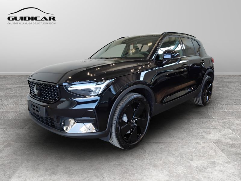 GuidiCar - VOLVO XC40 1 XC40 2.0 b3 Ultra Black Edition auto Nuovo