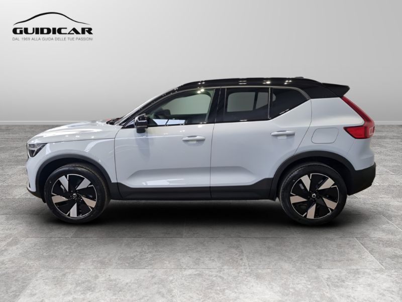 GuidiCar - VOLVO XC40 1 XC40 single motor extend.range Core rwd Nuovo