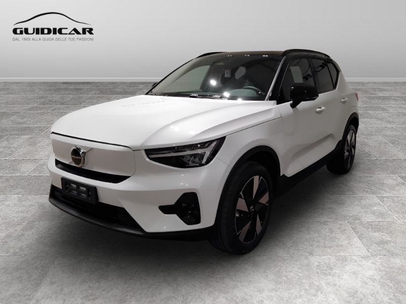 GuidiCar - VOLVO XC40 1 XC40 single motor extend.range Core rwd Nuovo