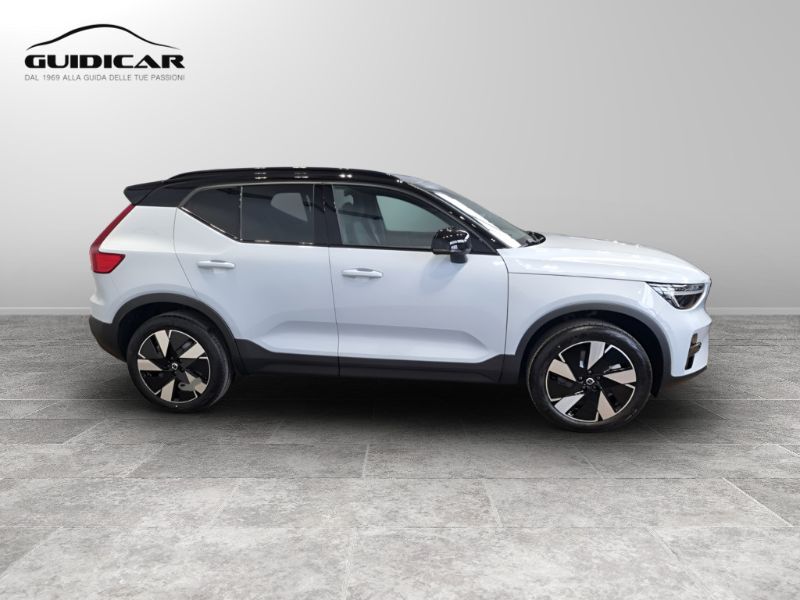 GuidiCar - VOLVO XC40 1 XC40 single motor extend.range Core rwd Nuovo