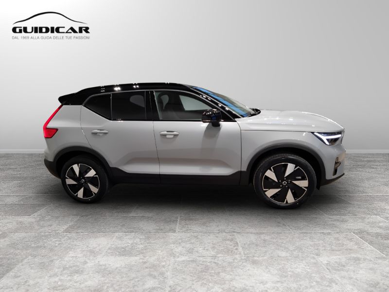 GuidiCar - VOLVO XC40 1 XC40 single motor extend.range Core rwd Nuovo