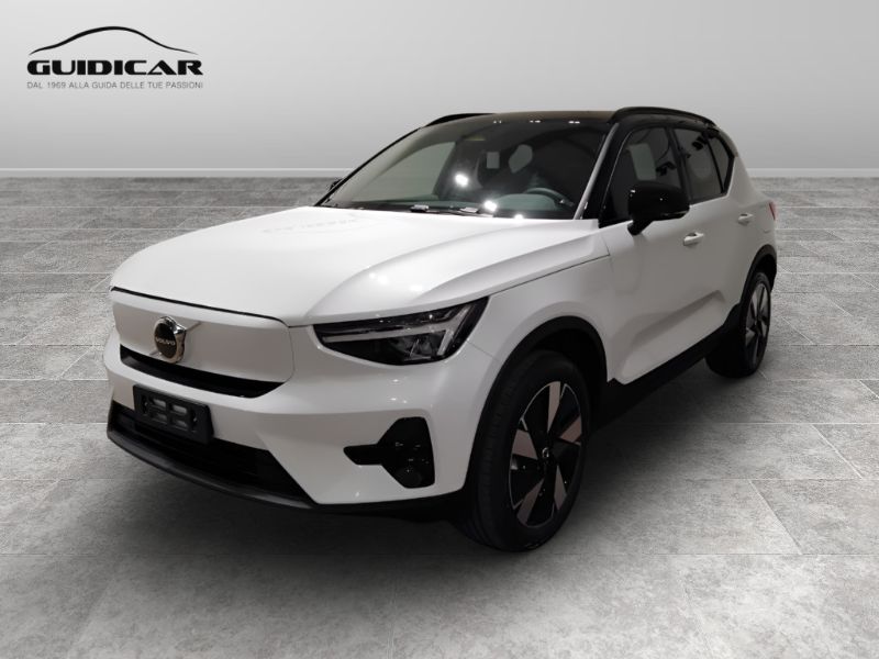 GuidiCar - VOLVO XC40 1 XC40 single motor extend.range Core rwd Nuovo