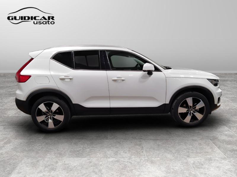 GuidiCar - VOLVO XC40 2020 XC40 1.5 t2 Momentum Pro auto my21 Usato