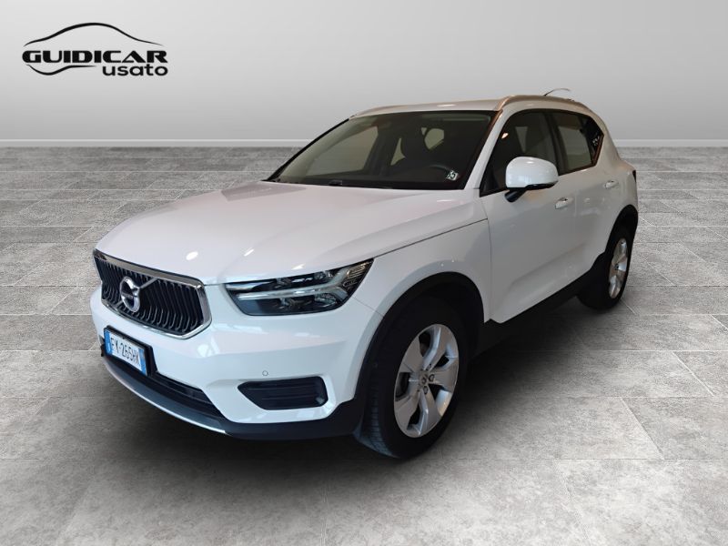 GuidiCar - VOLVO XC40 2019 XC40 1.5 t3 Momentum 163cv my20 Usato