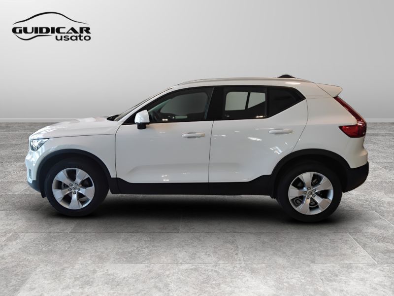 GuidiCar - VOLVO XC40 2019 XC40 1.5 t3 Momentum 163cv my20 Usato