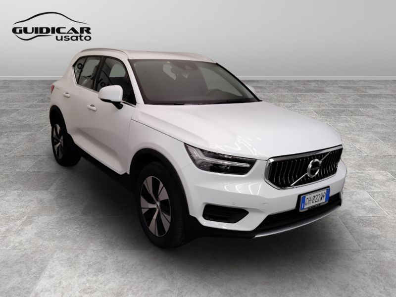 GuidiCar - VOLVO XC40 2022 XC40 1.5 T5 plug-in-hybrid Inscription Expression auto my21 Usato