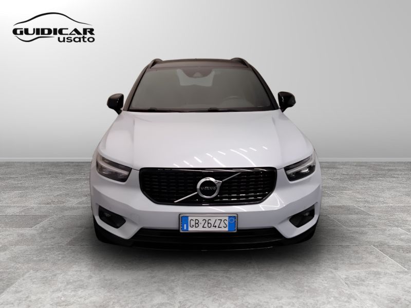 GuidiCar - VOLVO XC40 2020 XC40 1.5 T5 plug-in-hybrid R-design auto my21 Usato