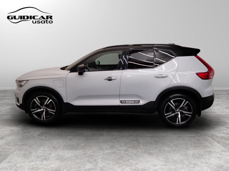 GuidiCar - VOLVO XC40 2020 XC40 1.5 T5 plug-in-hybrid R-design auto my21 Usato