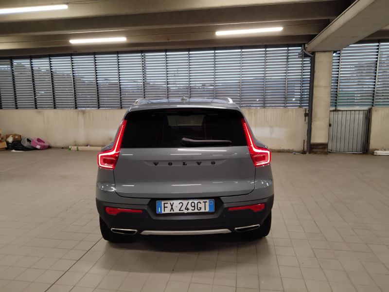 GuidiCar - VOLVO XC40 2019 XC40 2.0 D3 Inscription geartronic my20 Usato