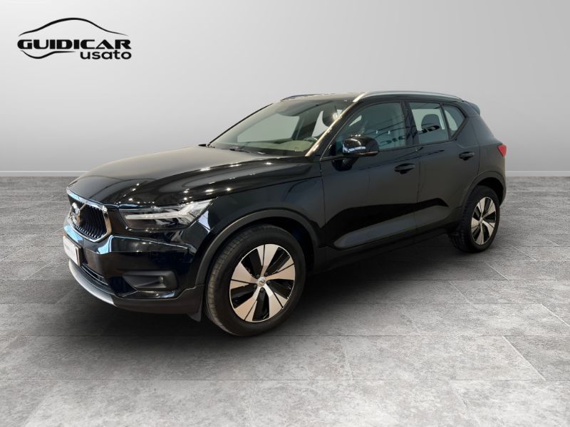 GuidiCar - VOLVO XC40 (2017--->) 2021 XC40 2.0 d3 Momentum Pro auto my21 Usato