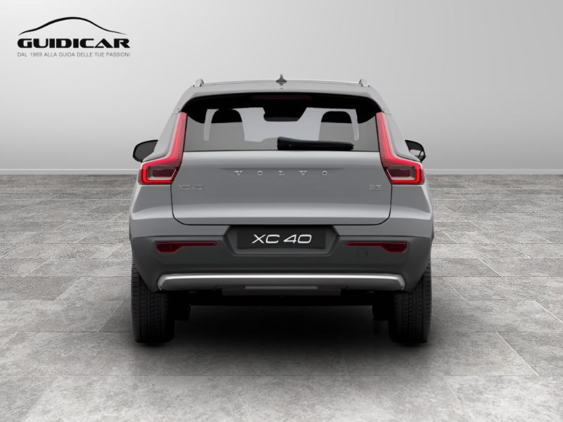 GuidiCar - VOLVO XC40 1 XC40 Core B4 AUT Nuovo