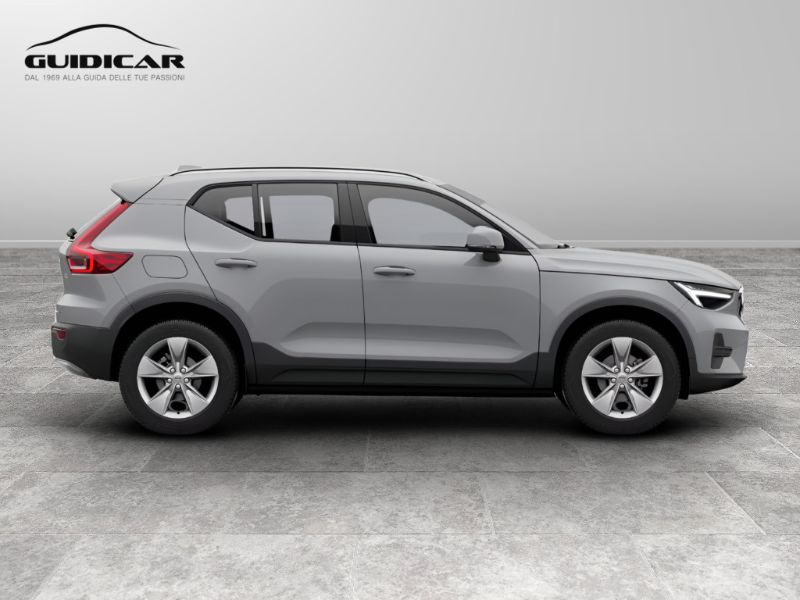 GuidiCar - VOLVO XC40 1 XC40 Core B4 AUT Nuovo