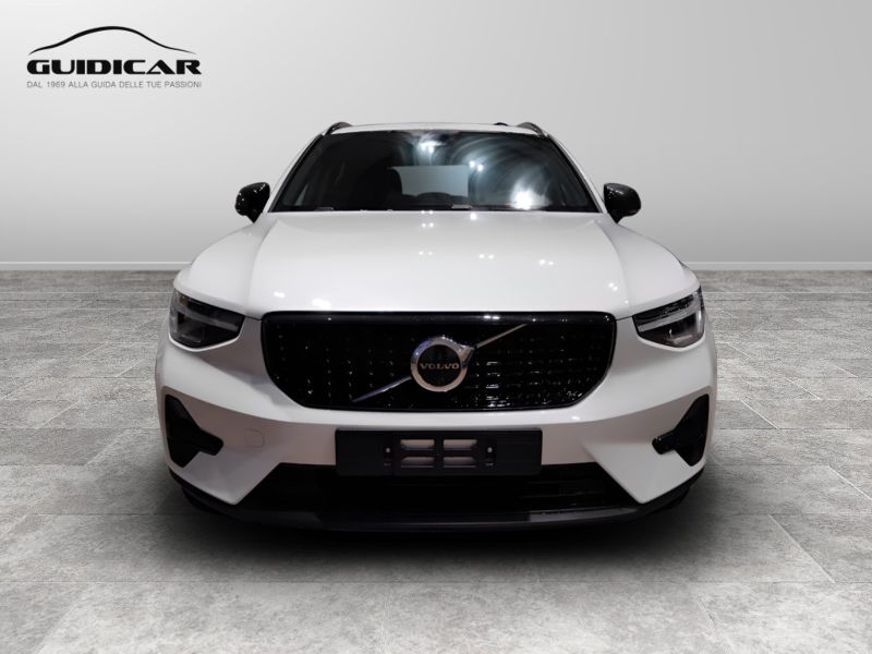 GuidiCar - VOLVO XC40 1 XC40 ULTIMATE DARK B3 AUT Nuovo