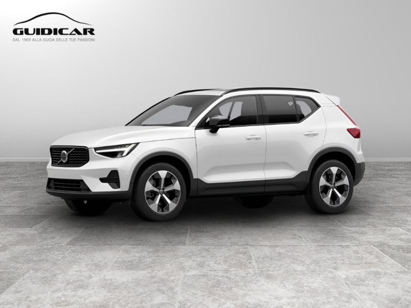 GuidiCar - VOLVO XC40 1 XC40 ULTIMATE DARK B3 AUT Nuovo