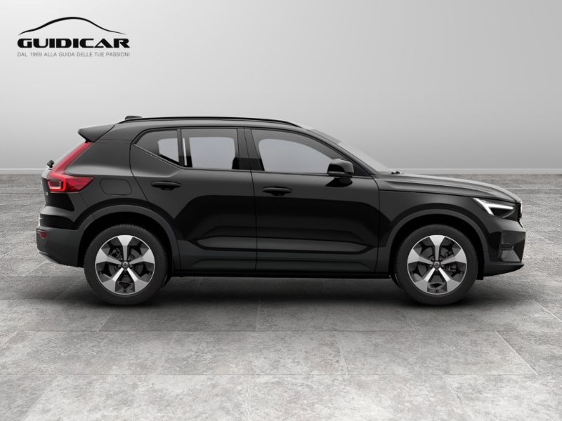 GuidiCar - VOLVO XC40 1 XC40 ULTIMATE DARK B3 AUT Nuovo