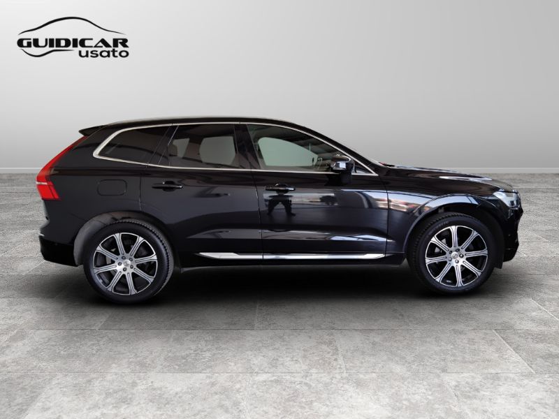 GuidiCar - VOLVO XC60 (2017--->) 2019 XC60 (2017-->) - XC60 D4 AWD Geartronic Inscription Usato