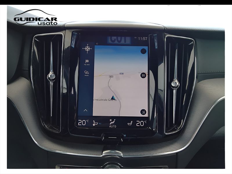 GuidiCar - VOLVO XC60 (2017--->) 2019 XC60 (2017-->) - XC60 D4 AWD Geartronic Inscription Usato