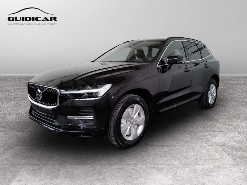 GuidiCar - VOLVO N.XC60 1 XC60 2.0 b4 Core auto Nuovo