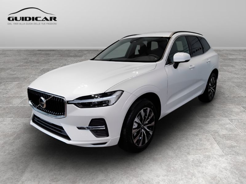 GuidiCar - VOLVO N.XC60 1 XC60 2.0 b4 Core auto Nuovo