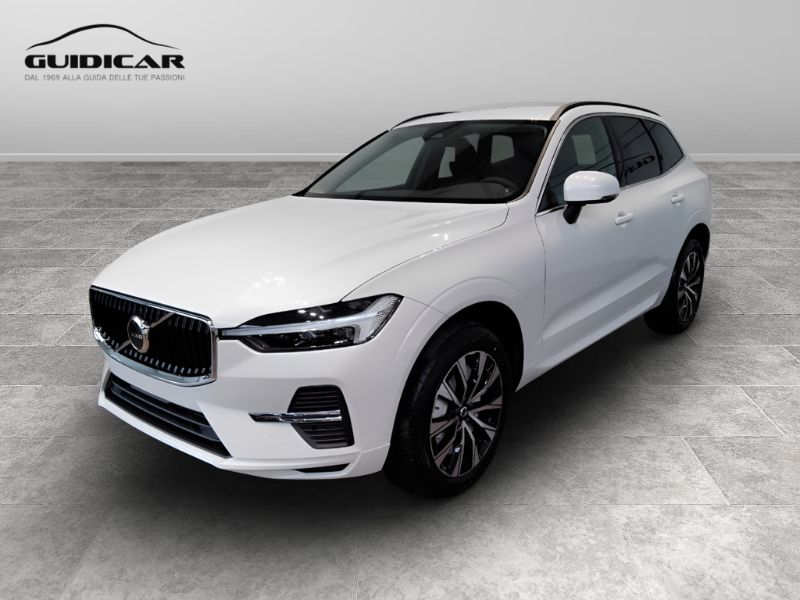 GuidiCar - VOLVO N.XC60 1 XC60 2.0 b4 Core auto Nuovo