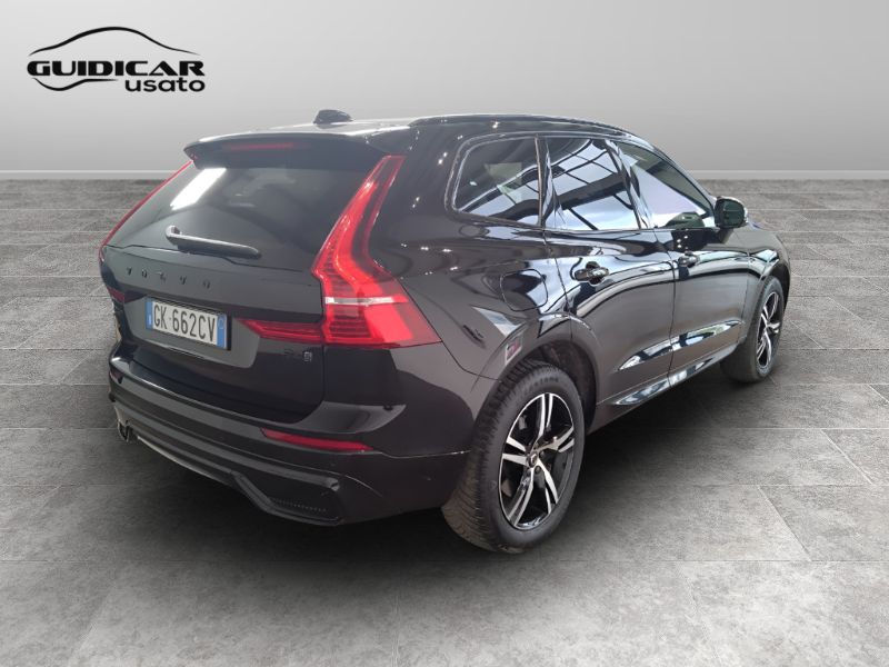 GuidiCar - VOLVO XC60 II 2022 2022 XC60 2.0 b4 Plus Dark awd auto Usato