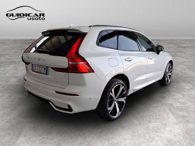 GuidiCar - VOLVO XC60 II 2022 2024 XC60 2.0 t6 recharge phev obc 6,4kW Ultimate Dark awd auto Aziendale