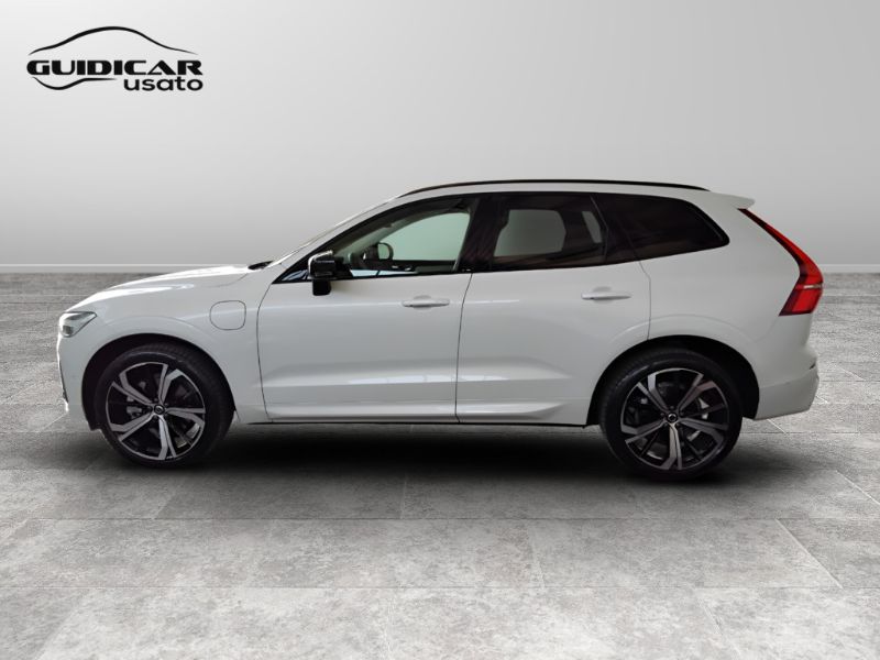 GuidiCar - VOLVO XC60 2024 XC60 2.0 t6 recharge phev obc 6,4kW Ultimate Dark awd auto Aziendale